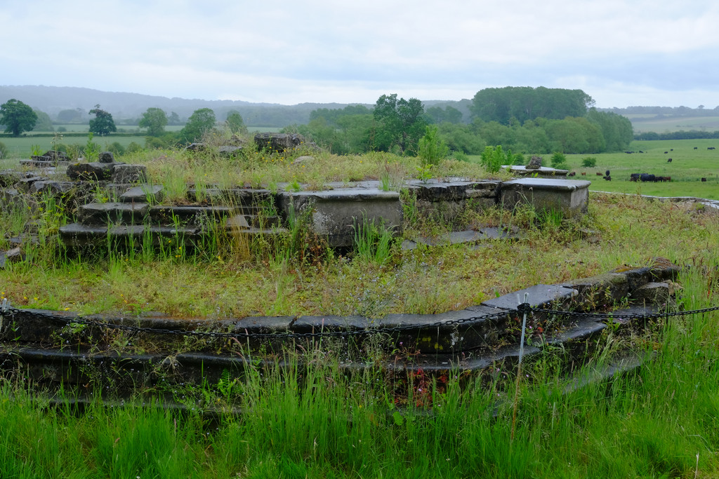 thequacksoflife: Pre-Raphaelite glass and Castle Howard