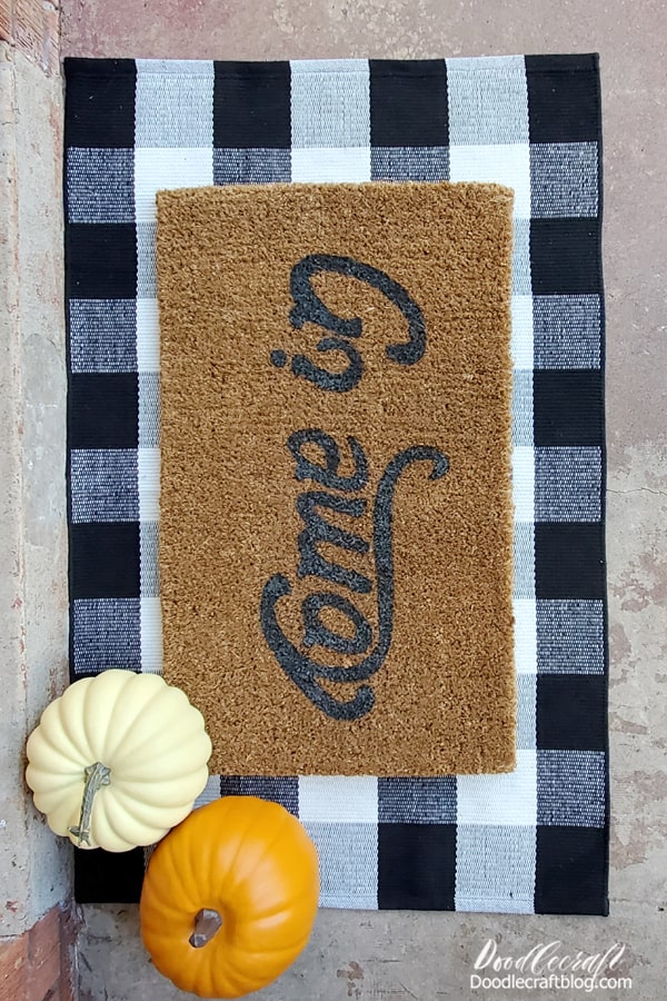 DIY personalized doormat using Cricut stencil vinyl 