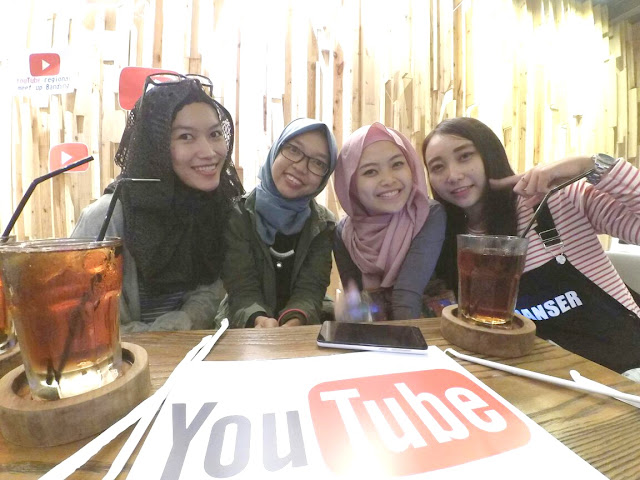 Youtube Happy Hour Bandung