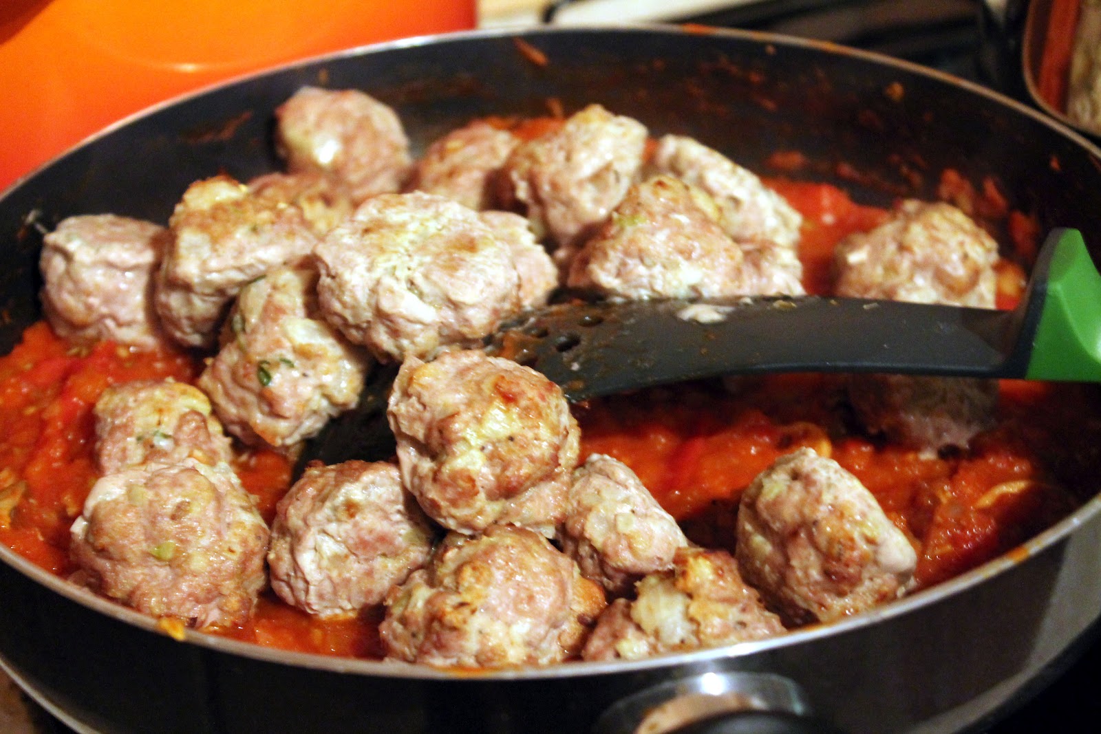 Serena's Medium Rare Low Fat Spicy Meatballs