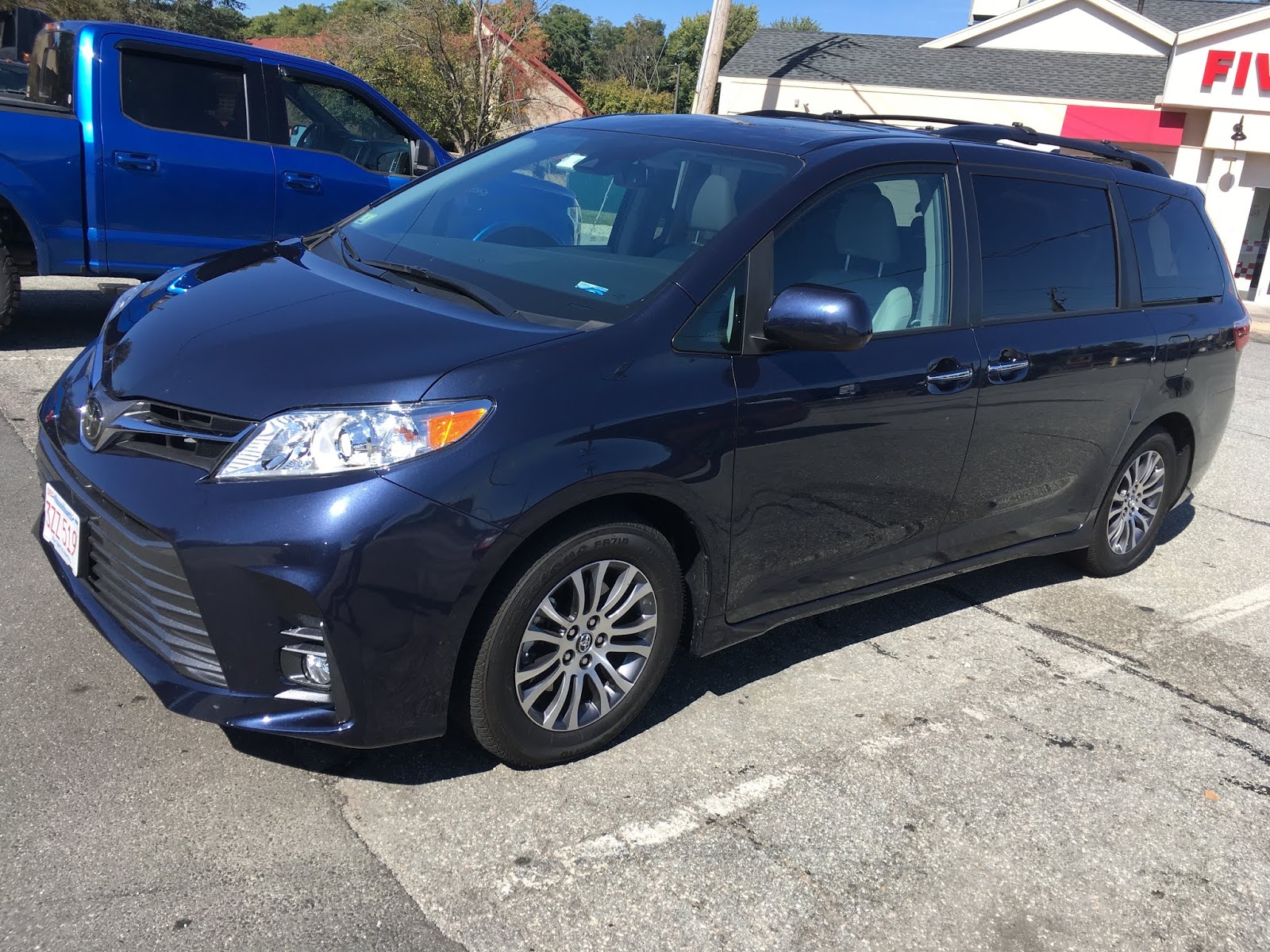 Toyota Sienna XLE