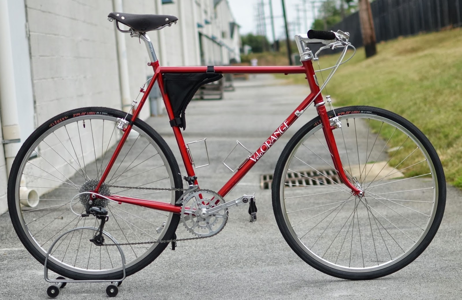 bianchi e road bike 2019