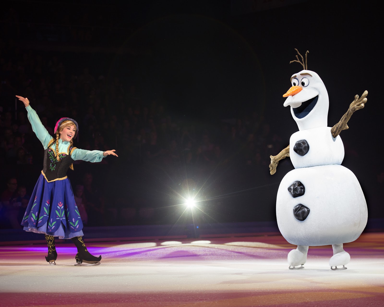 Mrs Bakes and Banter *Gifted* Disney On Ice celebrates 100