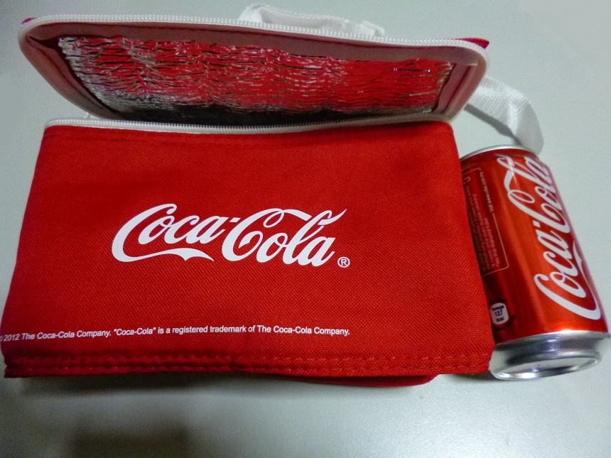 Gostan Sikit: Coca-Cola cooler bag