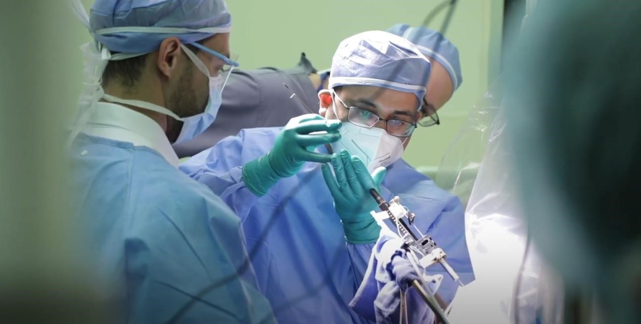 Abu Dhabi doctors perform deep brain surgery