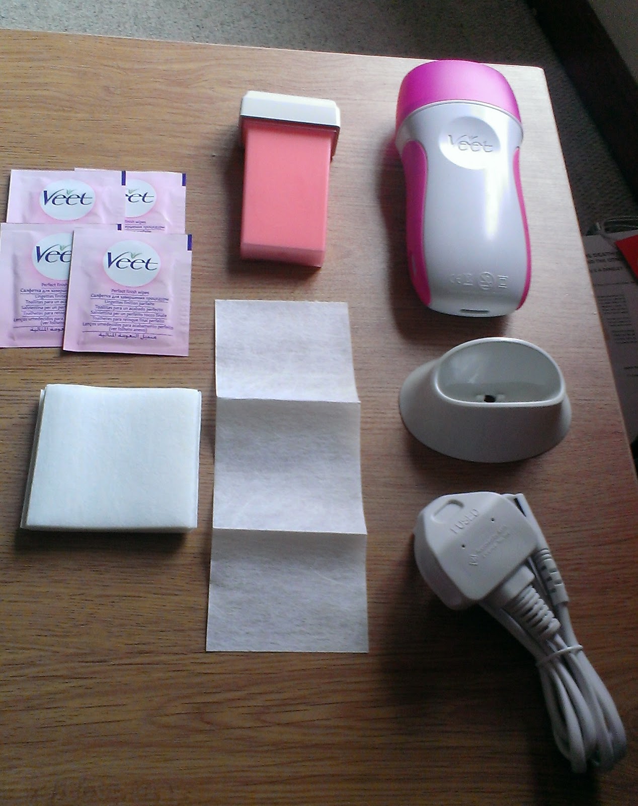 Rooms of Reviews Veet Easy Wax Electrical Roll On Kit