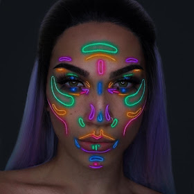 01-Neon-Trip-Lunafortun-Body-Painting-with-Makeup-Effects-www-designstack-co