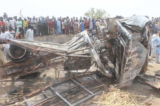 99 Photos: 22 traders who died in fatal accident in Kebbi buried in a mass grave