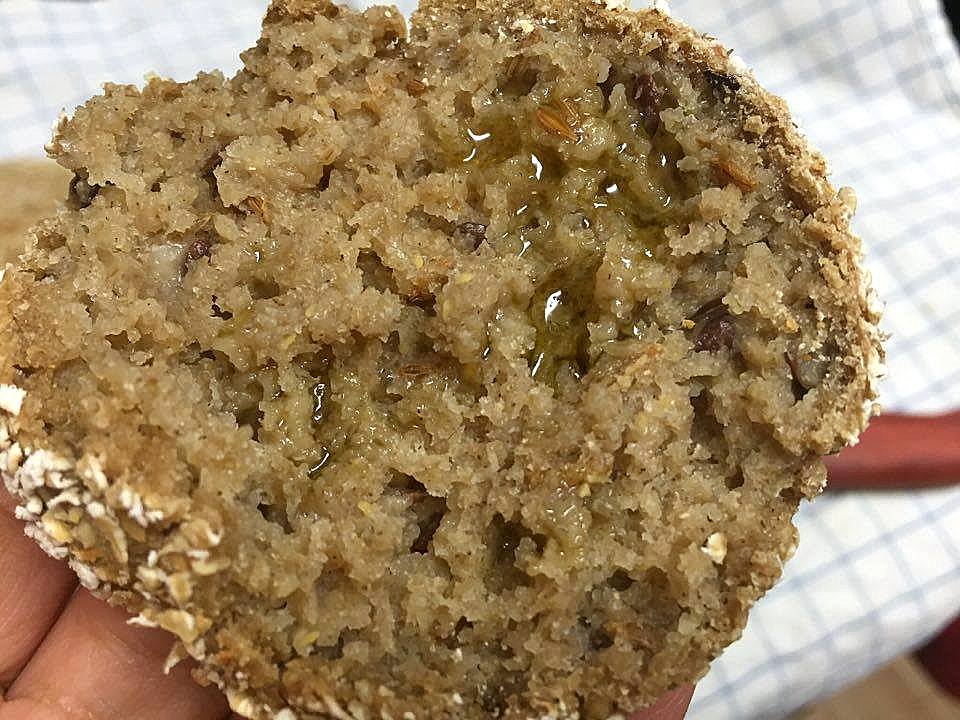Healthy barley and steelcut oat bread (Moroccan barley and oat rolls