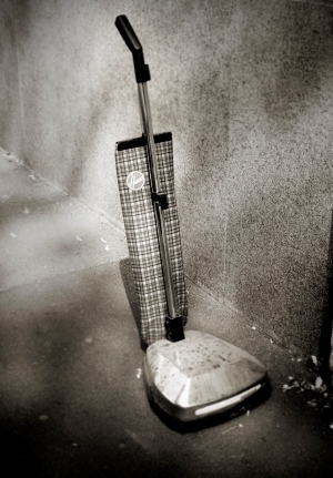 aspirapolvere-scopa elettrica-casa-pulizie-polvere