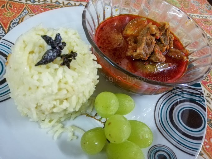 Resepi: Nasi Minyak Ringkas dan Daging Masak Asam Pedas Melaka