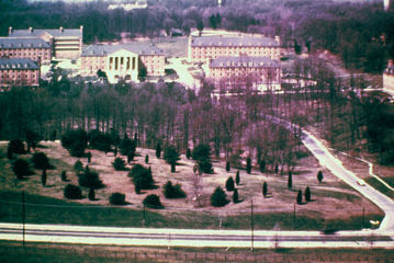 1945年当時の "NIH" キャンパス
