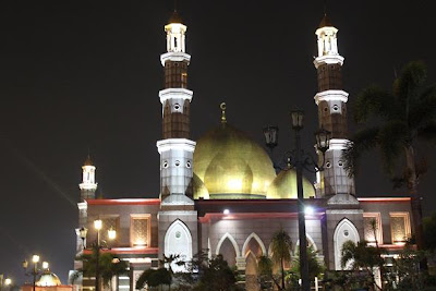 Masjid Kubah Emas Depok