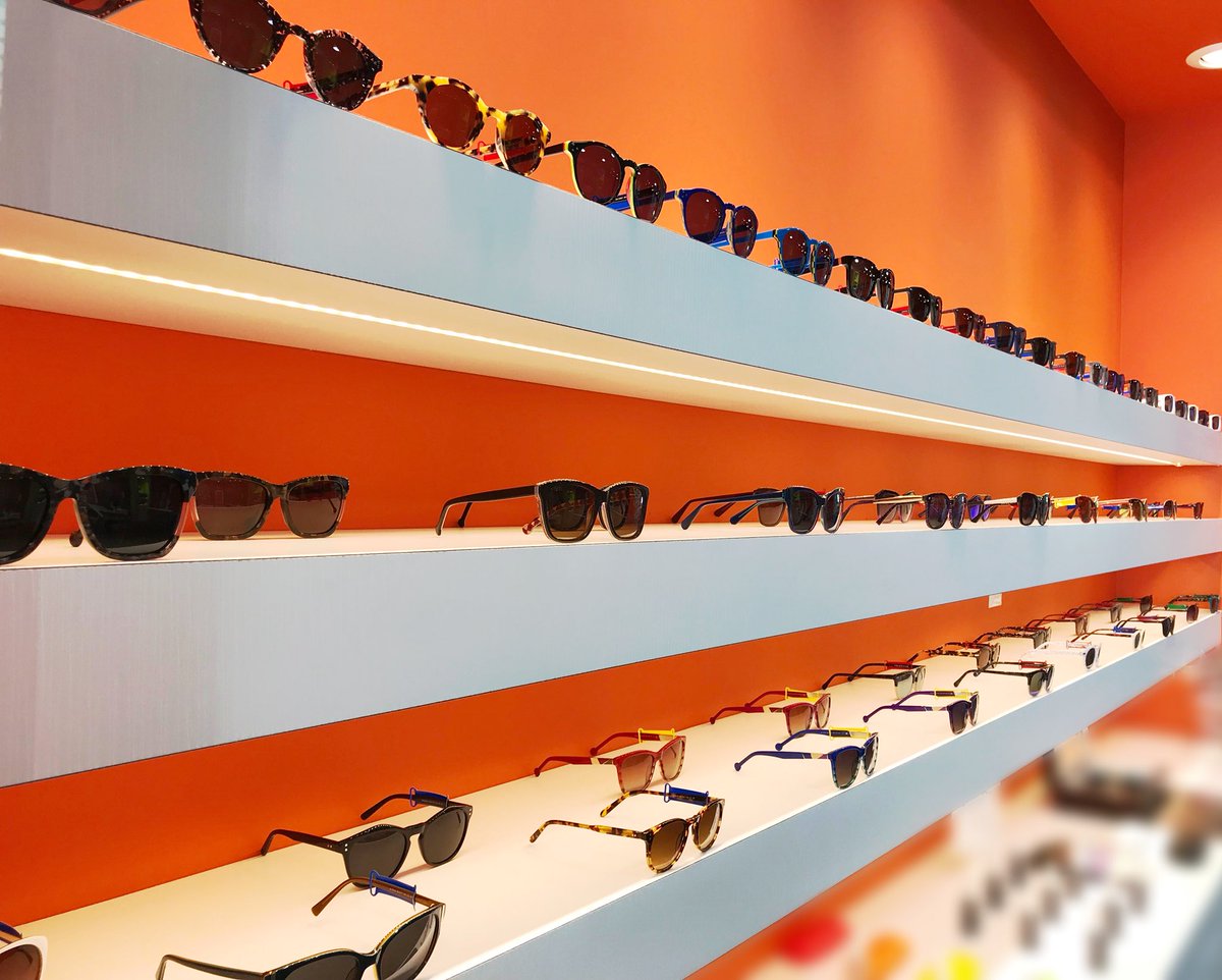 A Complete Overview Guide on Cool Eyeglasses for Mens