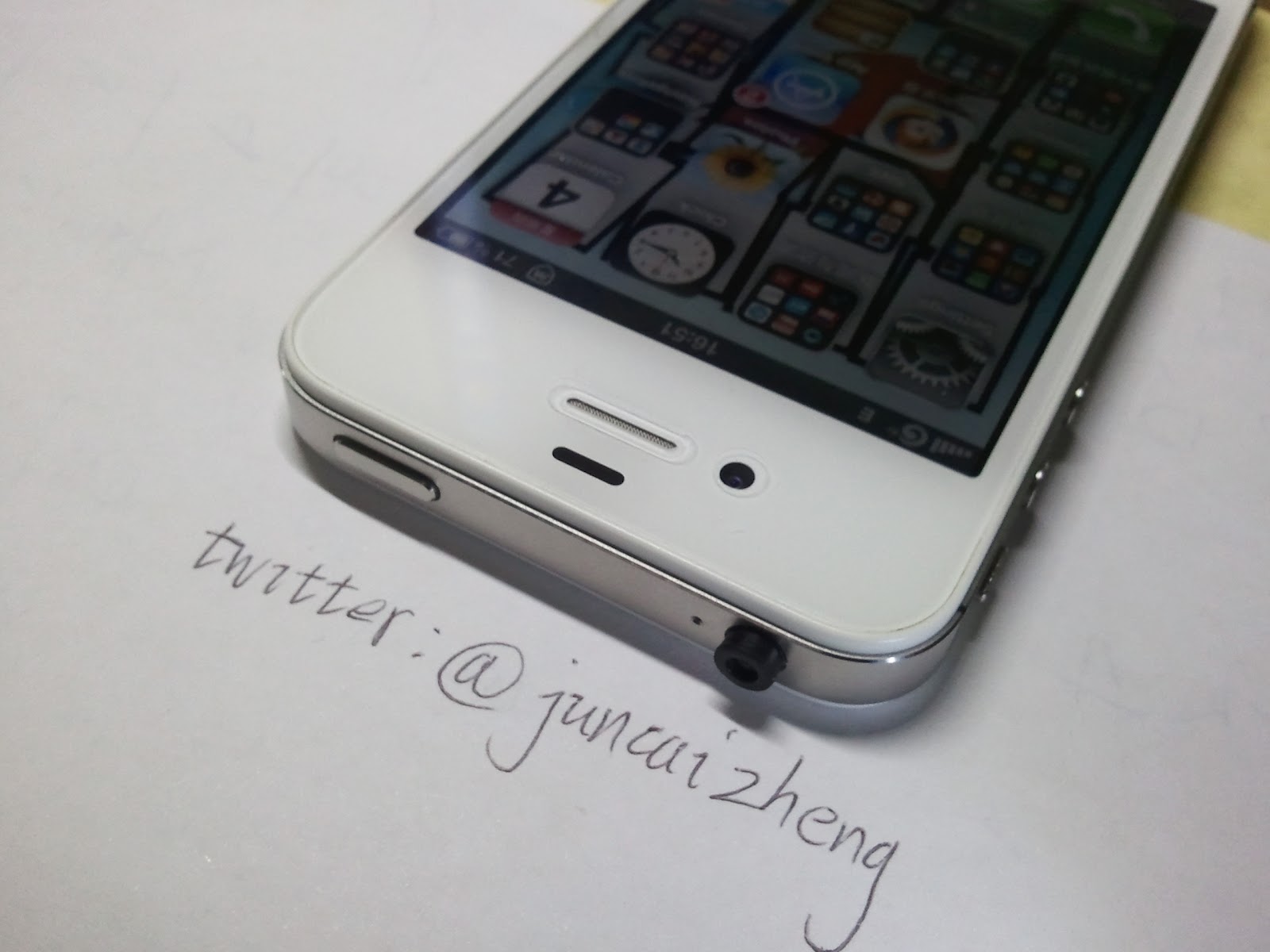 Juncai's Hub How to DIY a protector for iPhone 3.5mm headphone mini jack