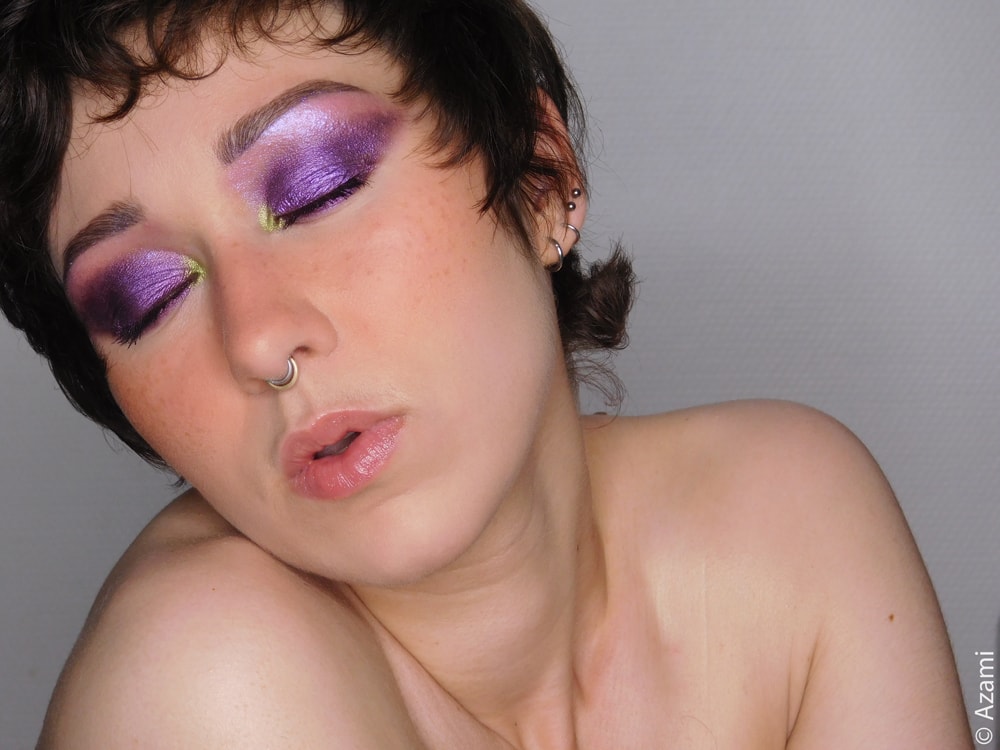 It's Azami Makeup Look | Violet Galaxy - Juvia's Place The Zulu Palette - BH Cosmetics Aurora Lights - The Body Shop Matte Clay Foundation - 3ina The Matte Eyeshadow 107 - London & Paris Makeup Artist & Blogger It's Azami Makeup Look | Violet Galaxy - Juvia's Place The Zulu Palette - BH Cosmetics Aurora Lights - The Body Shop Matte Clay Foundation - 3ina The Matte Eyeshadow 107 - London & Paris Makeup Artist & Blogger