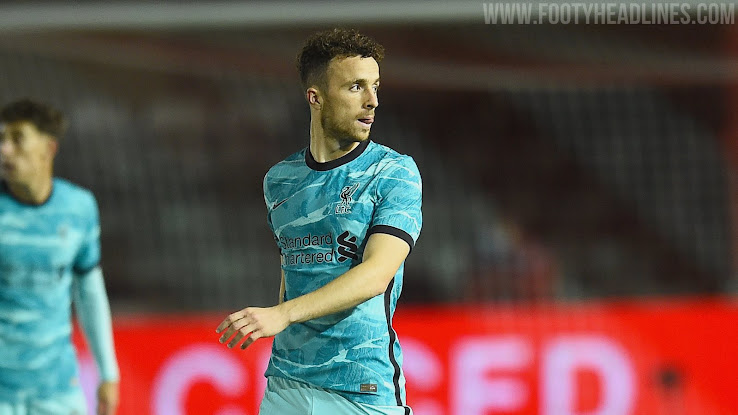 liverpool away football kit