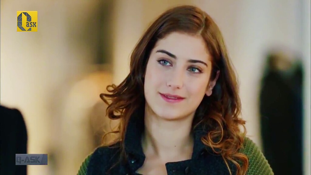 معلومات عن الممثلة التركية هازال كايا Hazal Kaya