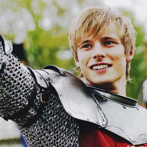 S.M.U.T. An Arthur Pendragon Lemon Radiant Demise