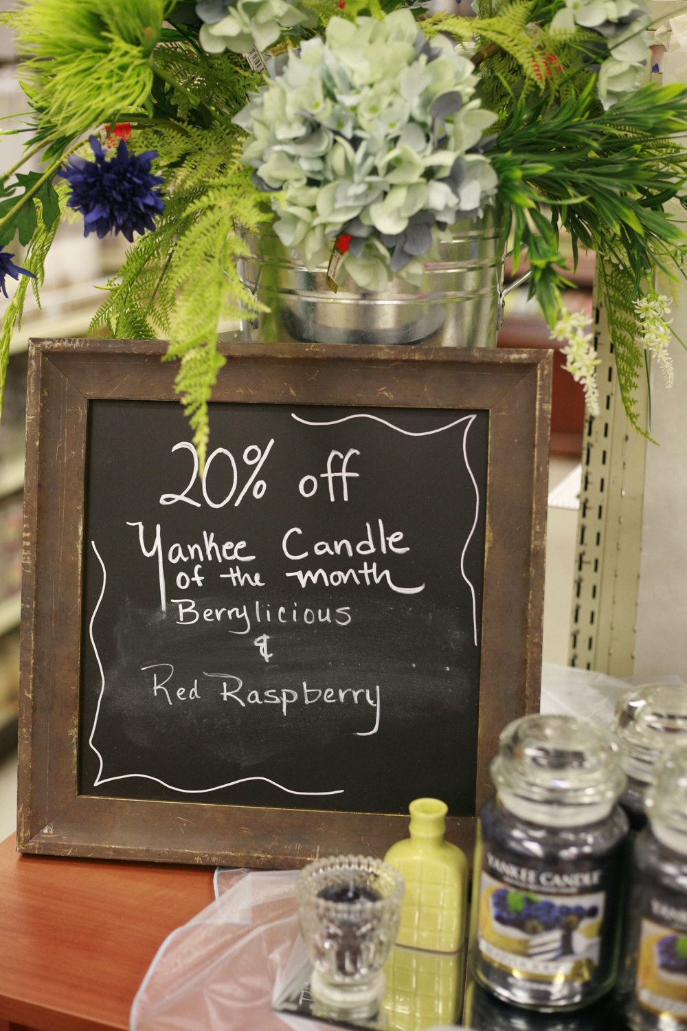 Ben Franklin Crafts and Frame Shop Yankee Candle Berrylicious Sale