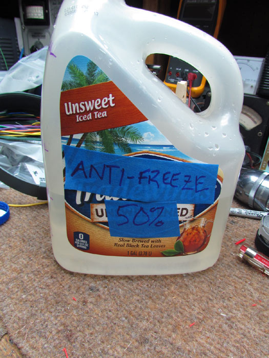 DIY Car Coolant AntiFreeze Measuring Jug Crawls Backward (When Alarmed)
