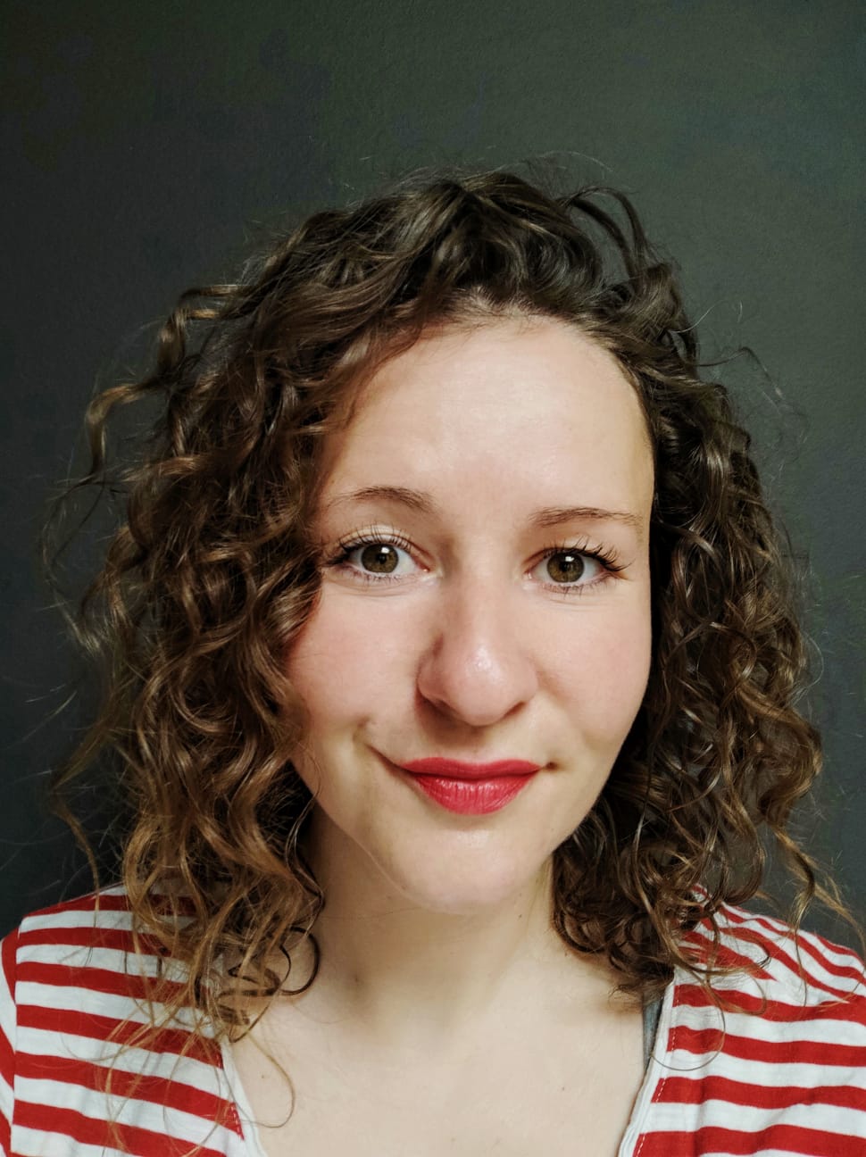 Huch, plötzlich Locken - wie ich sie mit der Curly Girl Methode gefunden hab Wie ich meine Naturwelle Locken schonend nach mit der Curly Girl Methode pflege