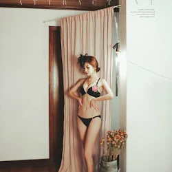 Lee Chae Eun – Lingerie Set Foto 32