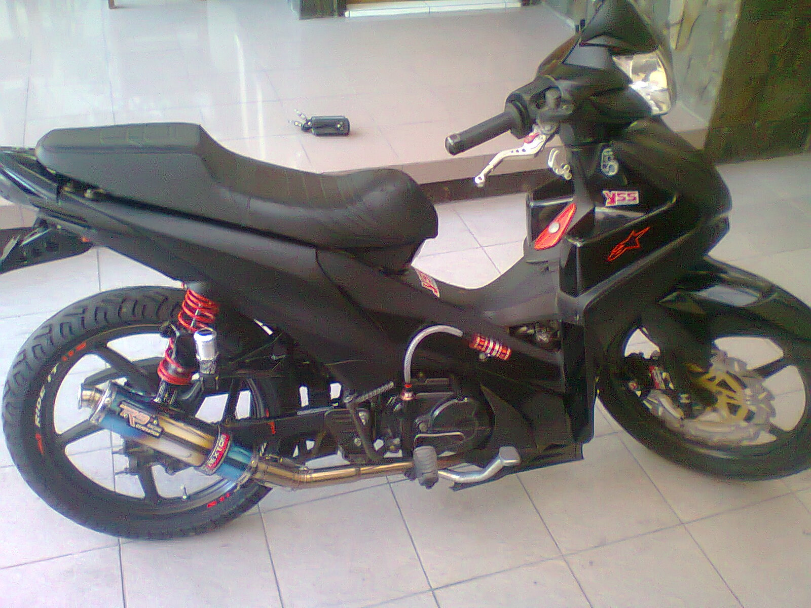 DINO Revo Modifikasi Absolute Revo Versi 4