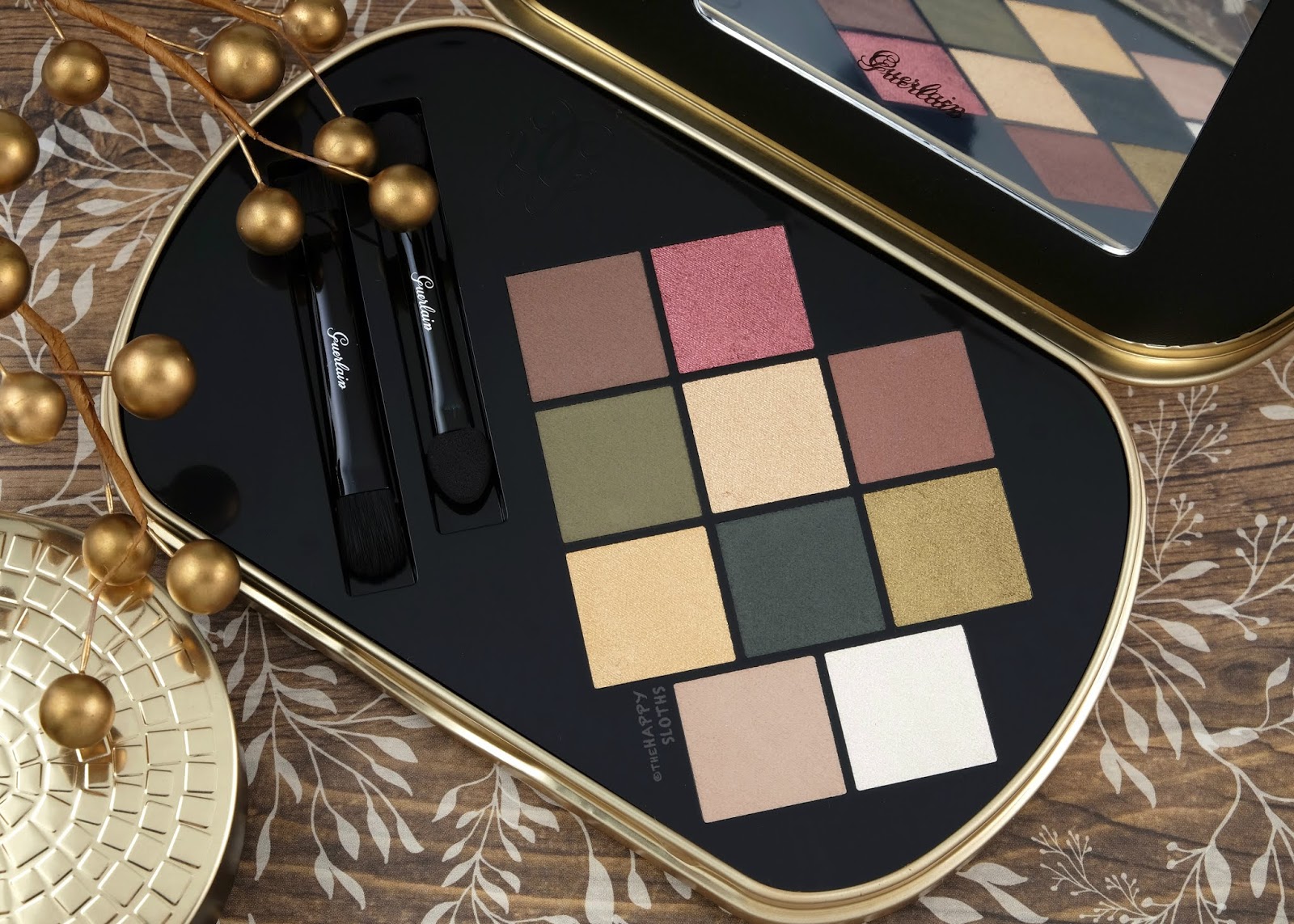 Guerlain | Holiday 2019 Goldenland Eyeshadow Palette: Review and Swatches