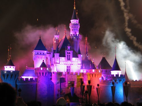 disney castle fireworks. Hong Kong Disneyland Castle