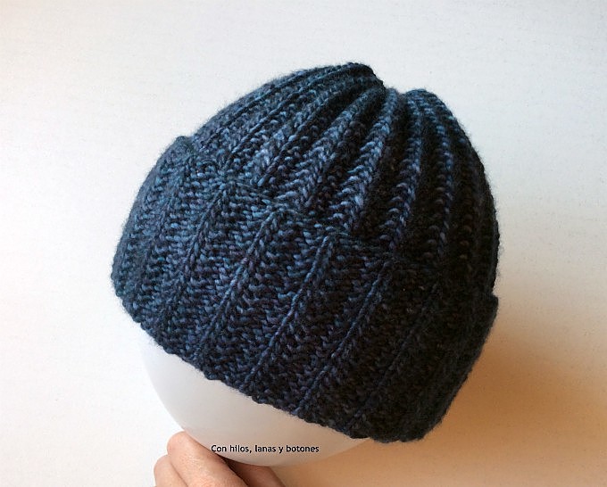 Con hilos, lanas y botones: Gorro Boyfriend Set