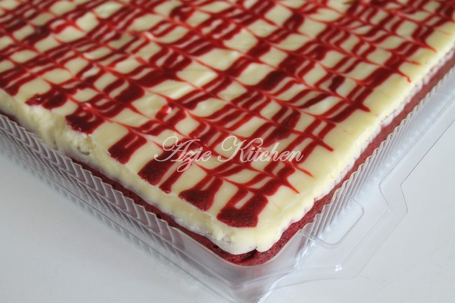 Red Velvet Cheese Brownies Untuk Majlis Harijadi - Azie 