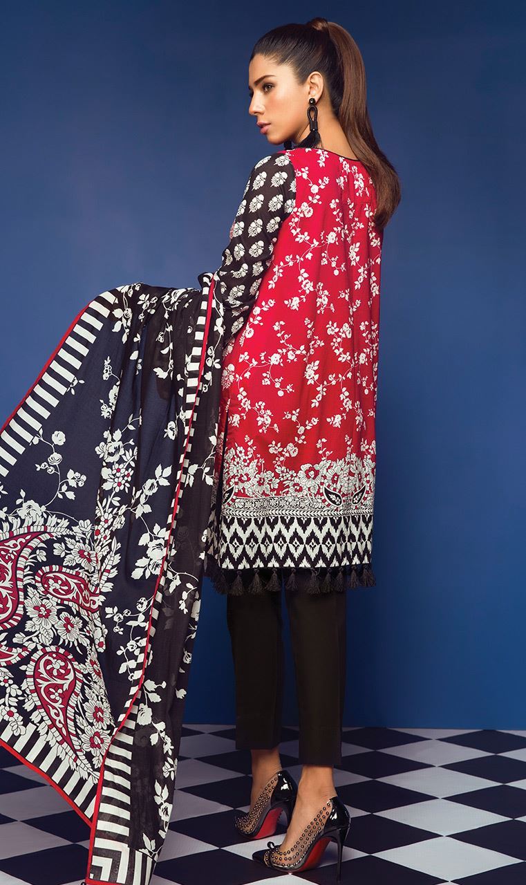 Orient Lawn 2018 Ready to Wear OTL18026 A/S with model Anum Malik