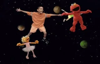 Grover, Elmo, Zoe, and the kids sing about the planets, moon, and stars. Sesame Street Happy Healthy Monsters
