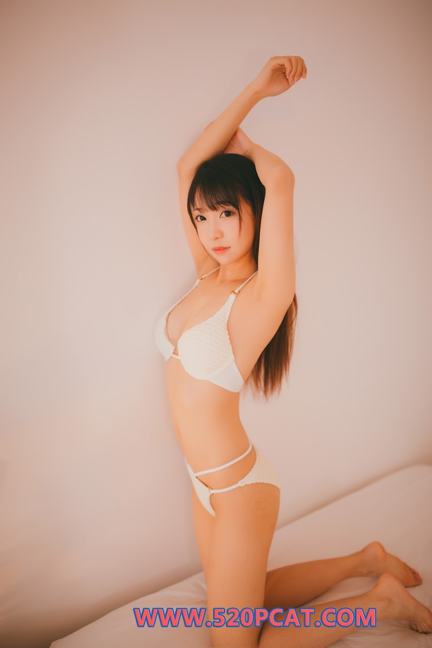 PartyCat 223 - Girlsdelta