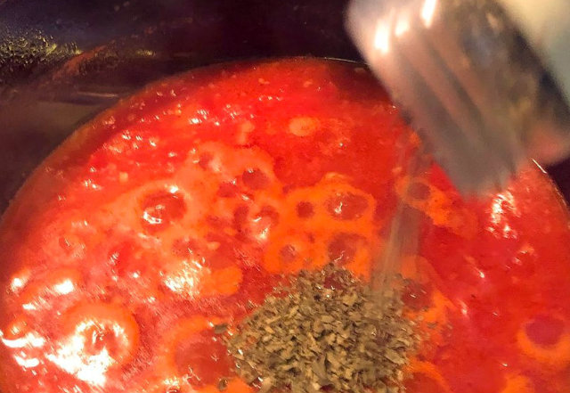 dry basil leaves in tomato puree