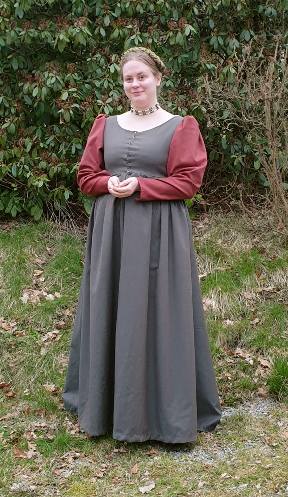 Eva's historical costuming blog: Re-visting the 12th century