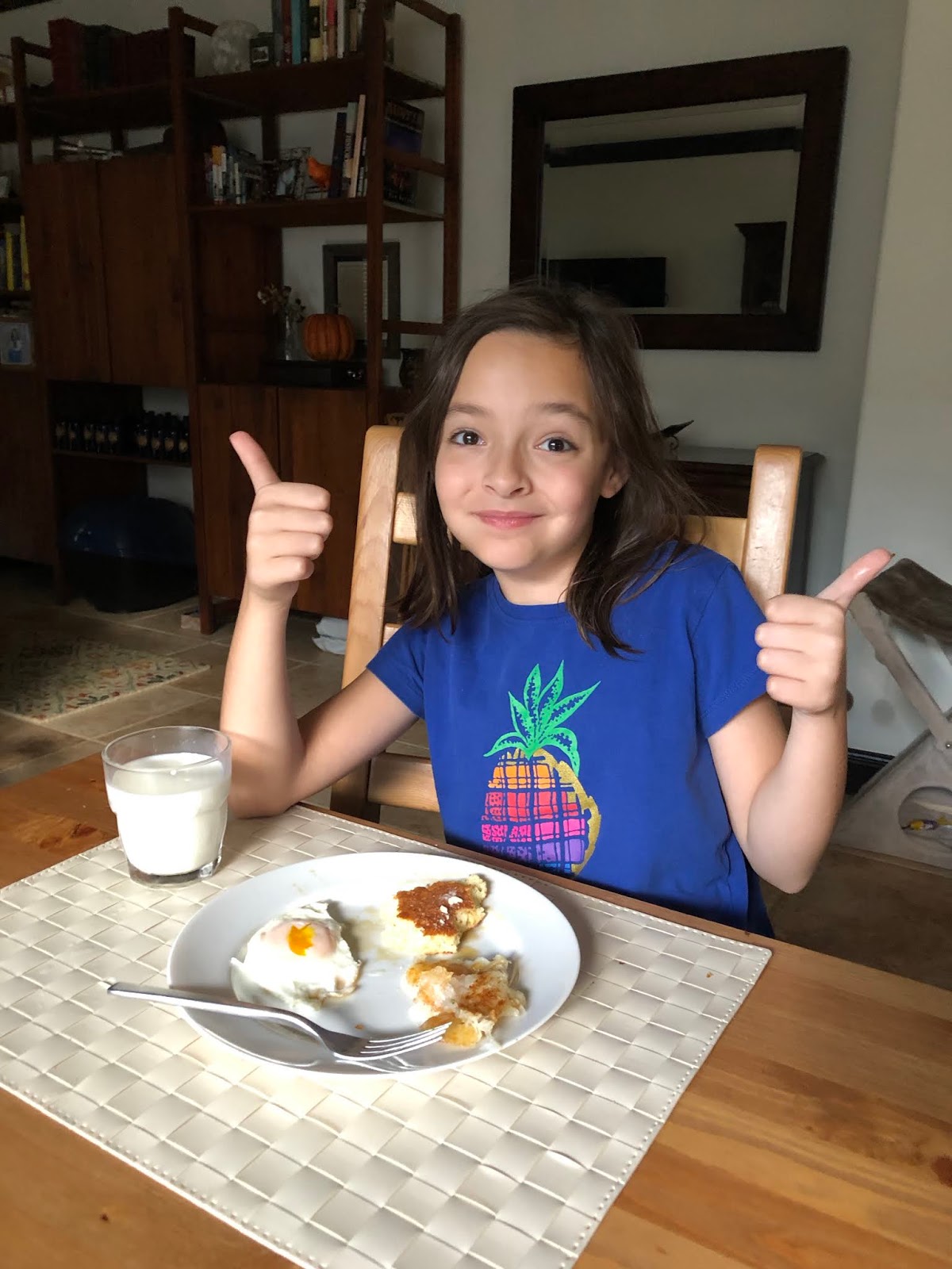 Erica's Blog: Pancakes, Hashbrowns, Fried Egg, Complete Breakfast