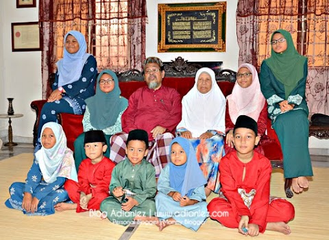 Photoshoot Keluarga Hj. Md. Hanafiah | Kecoh !