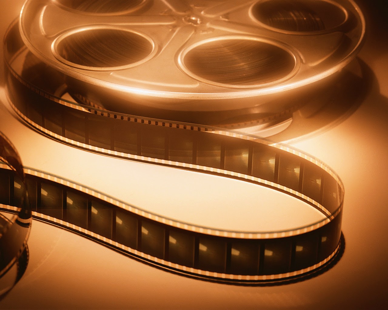 Storia della Tecnologia IL MUSEO DELL'INNOCENZA 3.2) Storia del Cinema parte II Storia della Tecnologia IL MUSEO DELL'INNOCENZA 3.2) Storia del Cinema parte II
