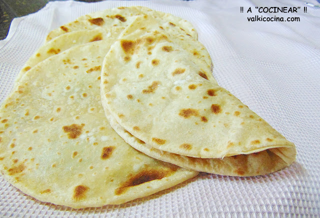 TORTILLAS DE TRIGO RÁPIDAS Y FÁCILES ( 3 INGREDIENTES )