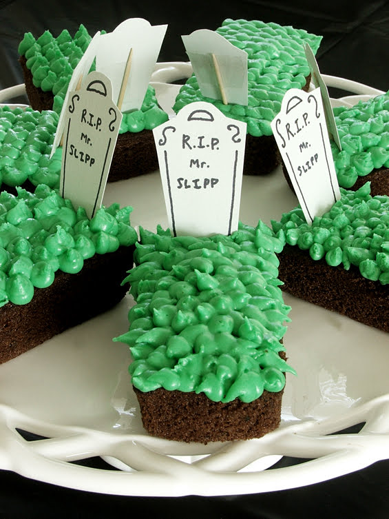 A Thousand Phases Funeral Themed Halloween Party