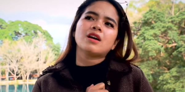 Lirik Lagu Karo Kam Ngenca Dan Artinya