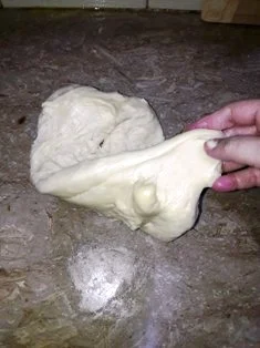 knead_the-dough-further
