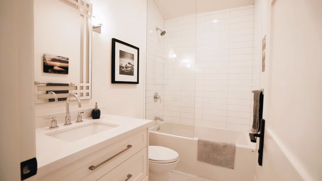 35 Interior Design Photos vs. 37 Coney Rd, Toronto Luxury Home Tour
