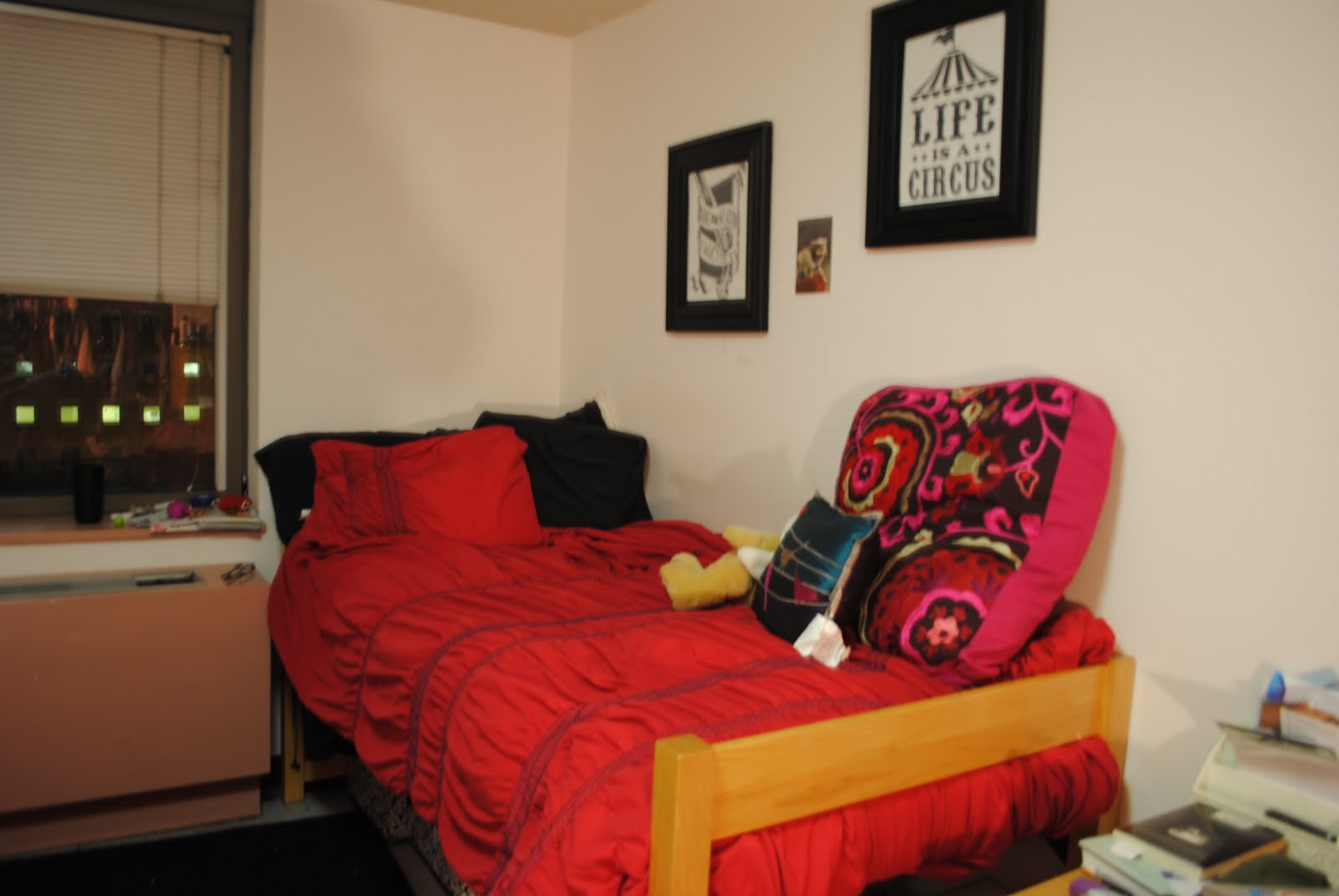 I AM A FORDHAM RAM Fordham Lincoln Center Dorm Profile!