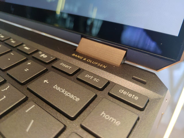 Laptop HP Spectre x360, laptop terbaru, tipis tanpa batas dengan ketahanan baterai up to 22 hours 