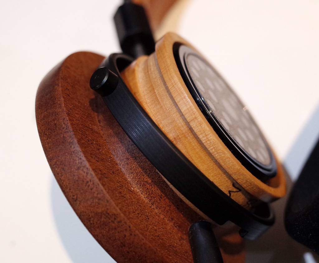 Sandal Audio: Grado GS2000e の試聴レビュー 売り出し格安 GRADO GS2000e 純正木箱付 バランス接続 その他