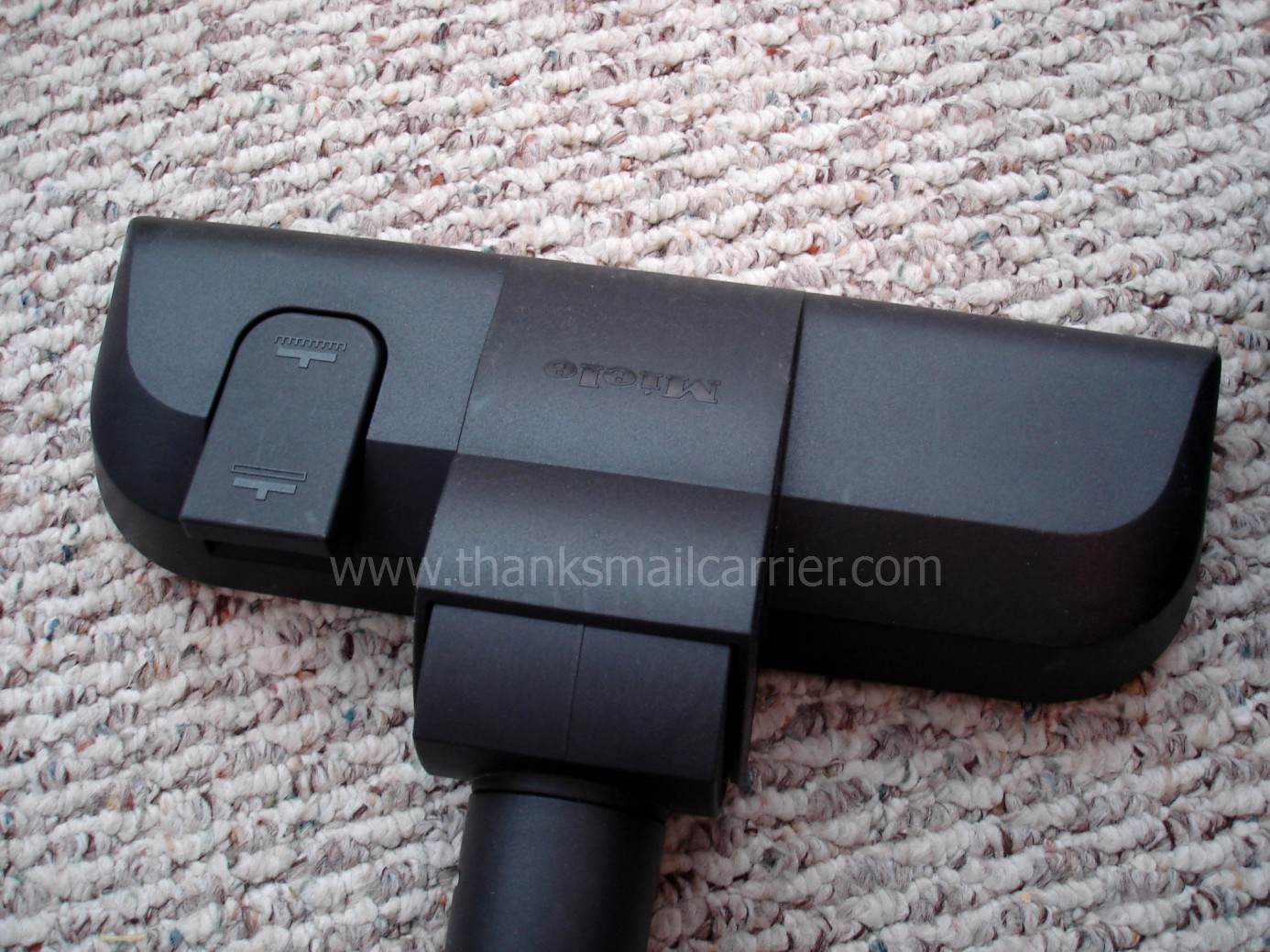 Thanks, Mail Carrier | Miele S2 Olympus Canister Vacuum {Review}