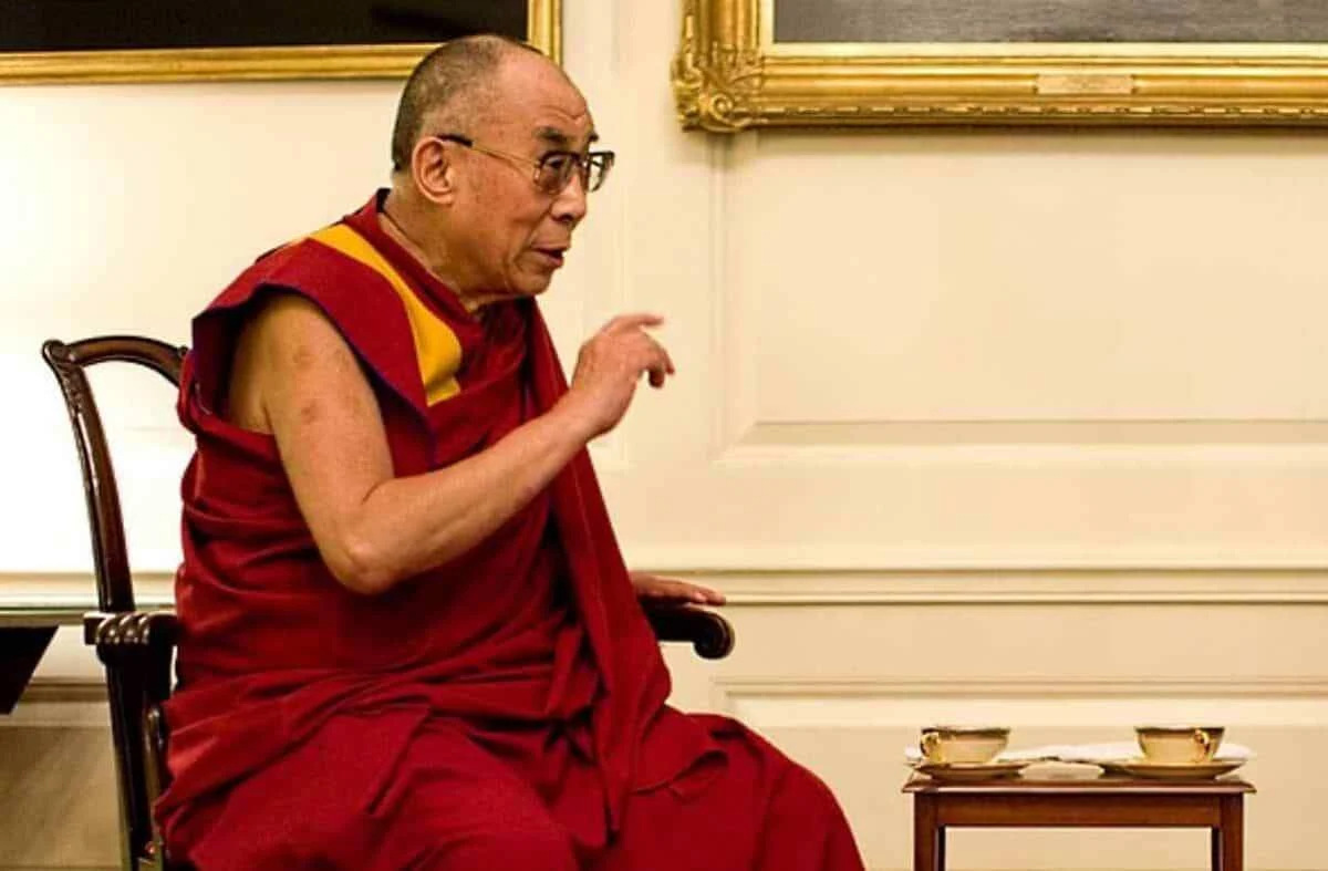 Menschlichkeit und Weltfrieden 3 menschlichkeit und weltfrieden dalai